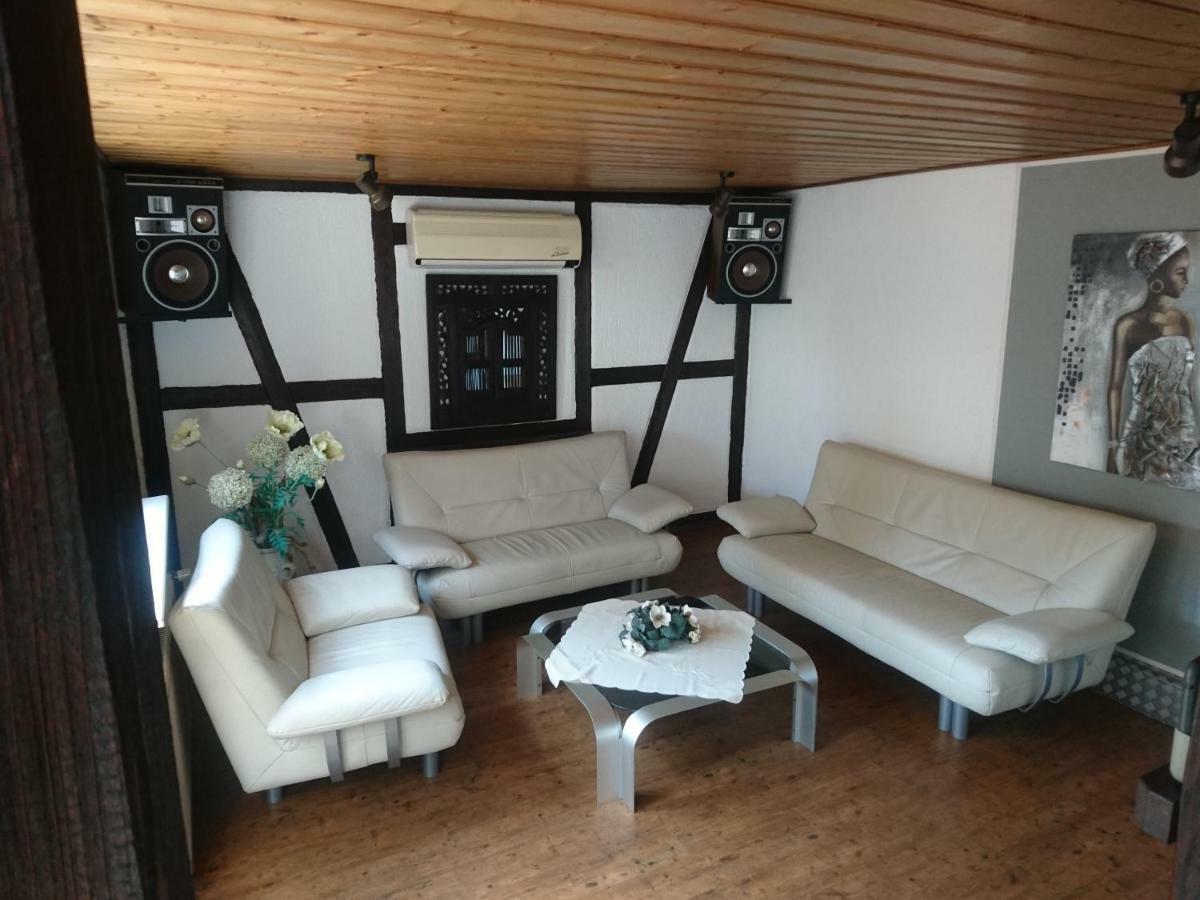 Appartamento Fachwerkhaus In D 63667 Nidda Fuer 8 Bis 12 Personen Esterno foto